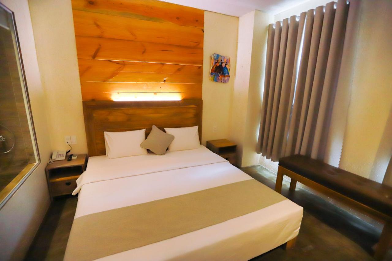 Rustic Hotel Quy Nhon Powered By Aston Екстер'єр фото