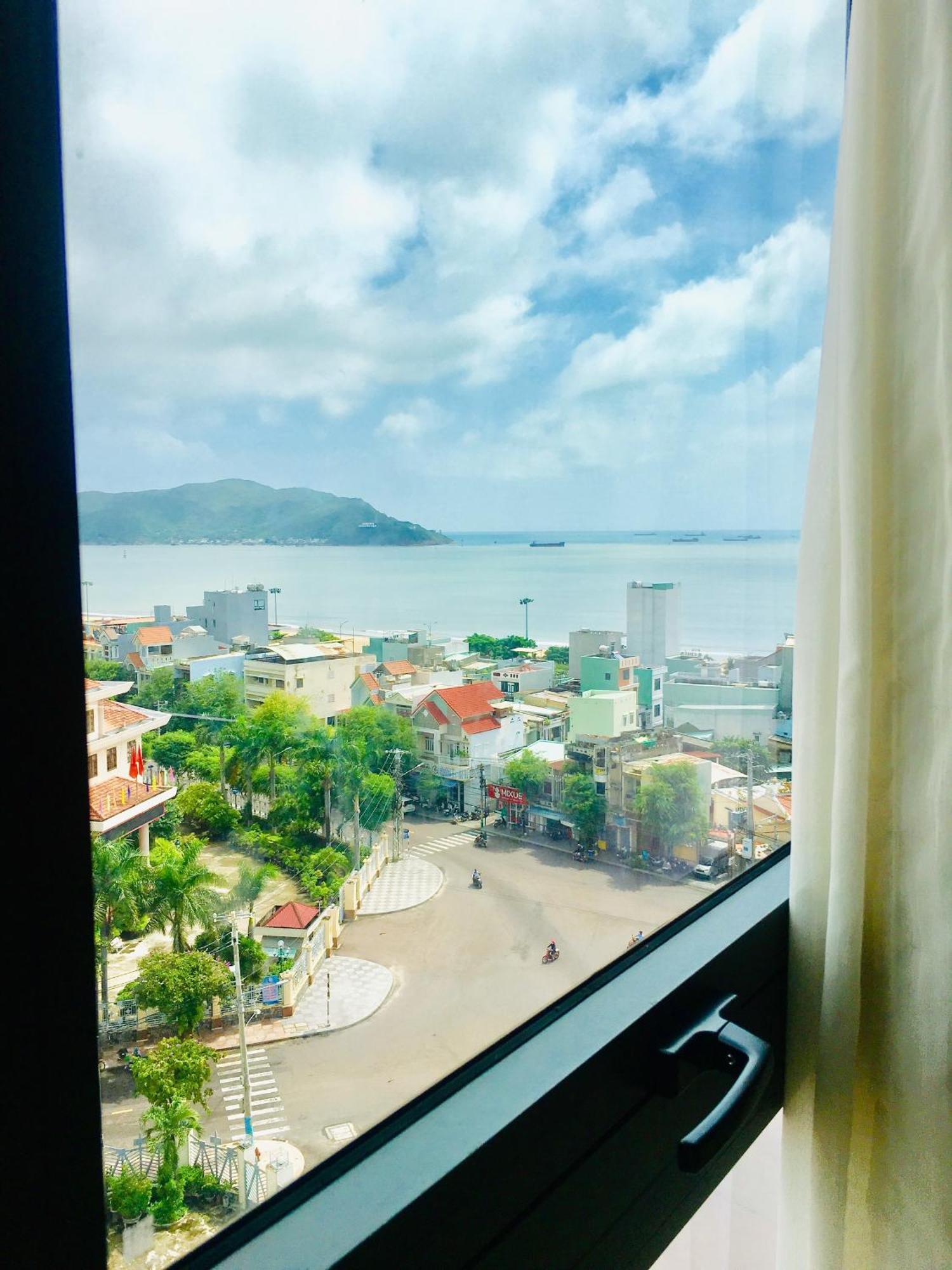 Rustic Hotel Quy Nhon Powered By Aston Екстер'єр фото